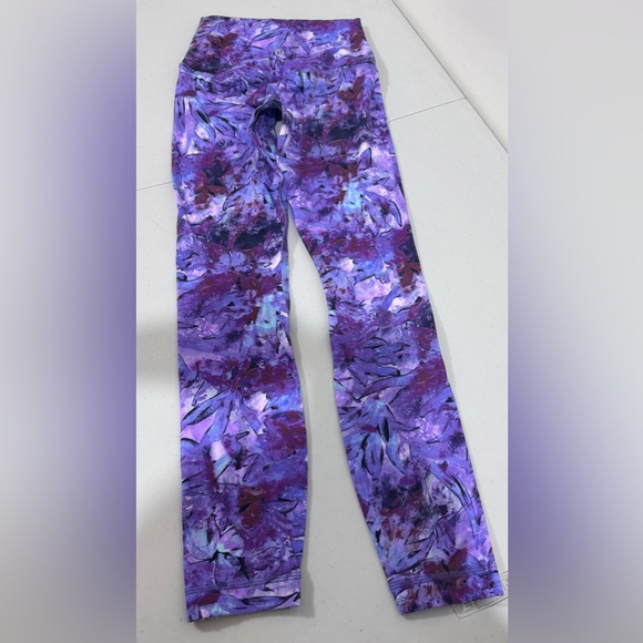 lululemon athletica Purple Patterned Leggings - Picture 3 of 5